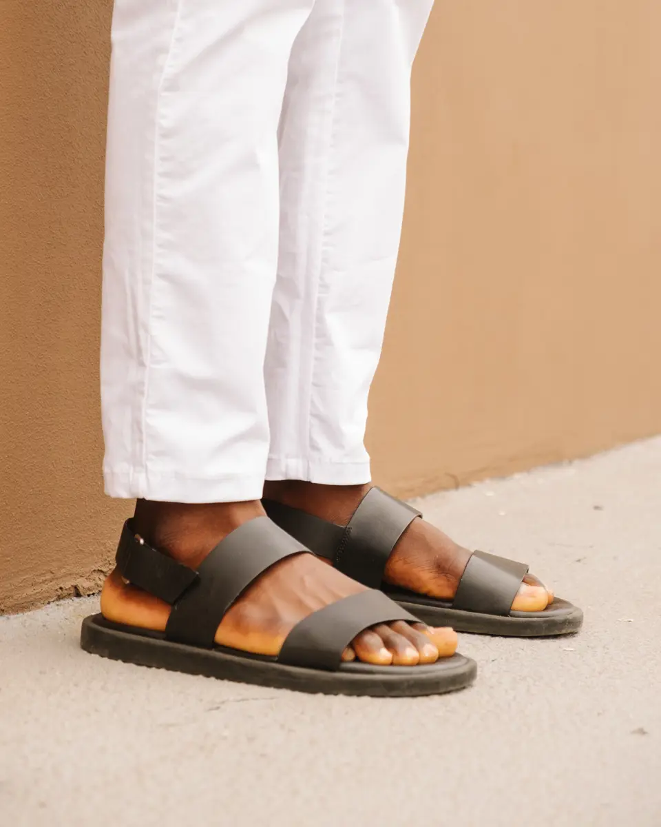 Køb sandaler til mænd - Stort af kvalitets